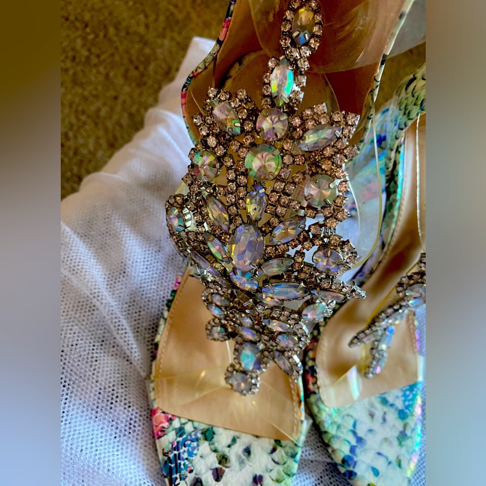 Colorful animal print pattern heels.